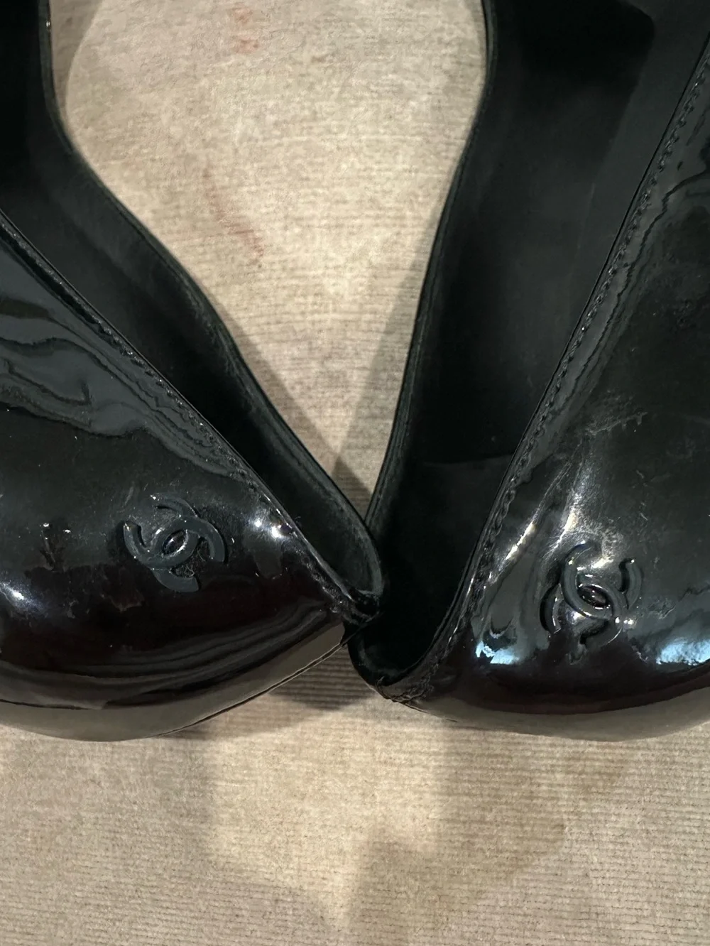 CHANEL pumps